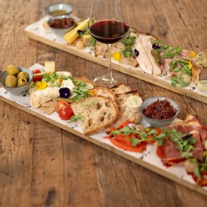 Sharing Board for 2 Roses 1951 at Walkers Nurseries. Tuesday-Thursday - £30 for £20